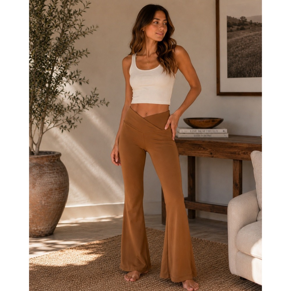 OFFLINE by Aerie Pants Women Small Orange Flare Crossover‎ High Rise Yoga Pants